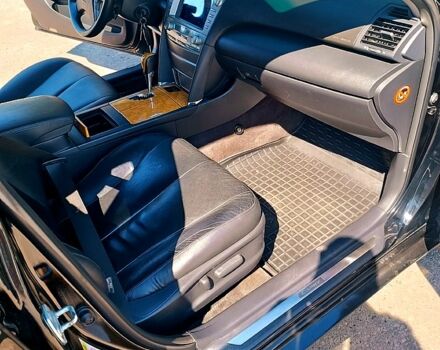 Черный Тойота Камри, объемом двигателя 3.5 л и пробегом 290 тыс. км за 8400 $, фото 12 на Automoto.ua