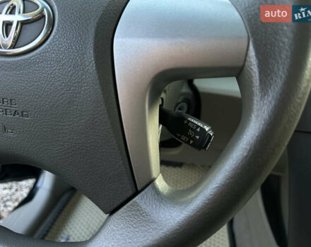 Чорний Тойота Камрі, об'ємом двигуна 2.4 л та пробігом 297 тис. км за 7999 $, фото 26 на Automoto.ua