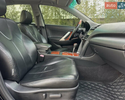 Черный Тойота Камри, объемом двигателя 3.46 л и пробегом 187 тыс. км за 11300 $, фото 32 на Automoto.ua