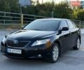 Черный Тойота Камри, объемом двигателя 2.4 л и пробегом 249 тыс. км за 8400 $, фото 1 на Automoto.ua