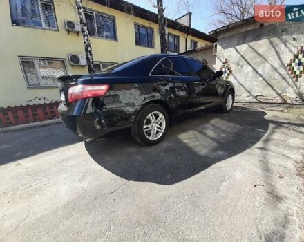 Черный Тойота Камри, объемом двигателя 2.4 л и пробегом 320 тыс. км за 10000 $, фото 18 на Automoto.ua