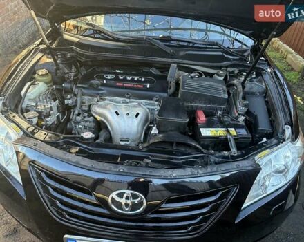 Чорний Тойота Камрі, об'ємом двигуна 2.4 л та пробігом 277 тис. км за 8700 $, фото 10 на Automoto.ua