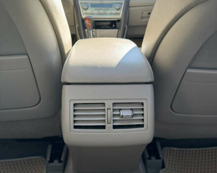 Чорний Тойота Камрі, об'ємом двигуна 3.46 л та пробігом 153 тис. км за 11200 $, фото 10 на Automoto.ua