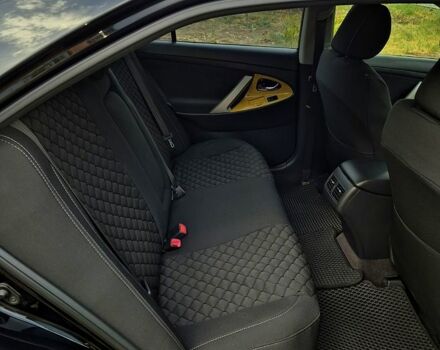 Черный Тойота Камри, объемом двигателя 2.4 л и пробегом 194 тыс. км за 8300 $, фото 2 на Automoto.ua