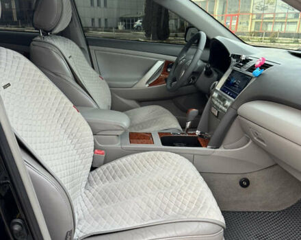 Чорний Тойота Камрі, об'ємом двигуна 3.46 л та пробігом 270 тис. км за 8500 $, фото 16 на Automoto.ua