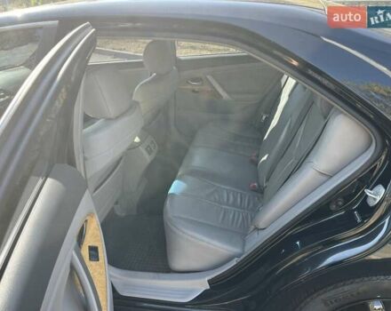 Черный Тойота Камри, объемом двигателя 2.36 л и пробегом 280 тыс. км за 8700 $, фото 8 на Automoto.ua