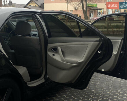 Чорний Тойота Камрі, об'ємом двигуна 2.36 л та пробігом 300 тис. км за 6900 $, фото 14 на Automoto.ua