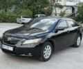 Черный Тойота Камри, объемом двигателя 2.4 л и пробегом 300 тыс. км за 4947 $, фото 1 на Automoto.ua