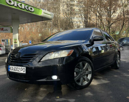 Черный Тойота Камри, объемом двигателя 3.5 л и пробегом 268 тыс. км за 8777 $, фото 1 на Automoto.ua