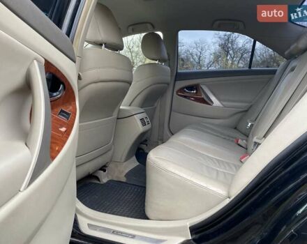 Черный Тойота Камри, объемом двигателя 2.4 л и пробегом 227 тыс. км за 8600 $, фото 17 на Automoto.ua