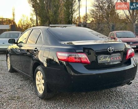 Черный Тойота Камри, объемом двигателя 2.4 л и пробегом 197 тыс. км за 8100 $, фото 6 на Automoto.ua