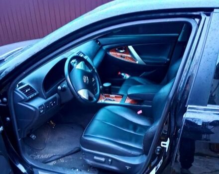 Чорний Тойота Камрі, об'ємом двигуна 2.4 л та пробігом 262 тис. км за 4750 $, фото 5 на Automoto.ua