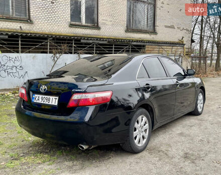 Черный Тойота Камри, объемом двигателя 2.4 л и пробегом 313 тыс. км за 6950 $, фото 2 на Automoto.ua