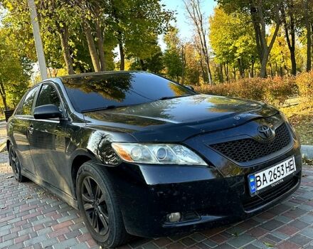 Черный Тойота Камри, объемом двигателя 3.5 л и пробегом 305 тыс. км за 7499 $, фото 2 на Automoto.ua