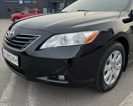 Чорний Тойота Камрі, об'ємом двигуна 3.46 л та пробігом 270 тис. км за 8500 $, фото 4 на Automoto.ua