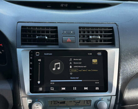 Черный Тойота Камри, объемом двигателя 3.5 л и пробегом 235 тыс. км за 8300 $, фото 21 на Automoto.ua