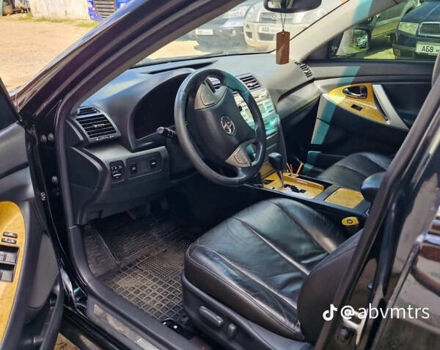 Черный Тойота Камри, объемом двигателя 2.4 л и пробегом 211 тыс. км за 7700 $, фото 4 на Automoto.ua