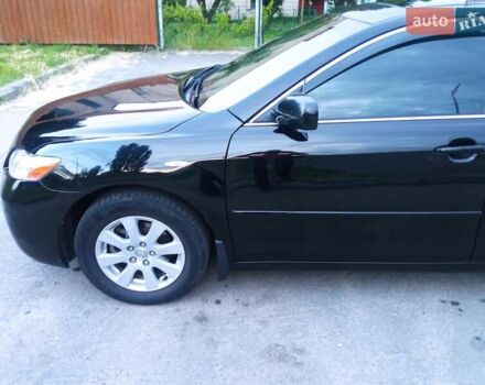 Черный Тойота Камри, объемом двигателя 2.4 л и пробегом 300 тыс. км за 7900 $, фото 9 на Automoto.ua