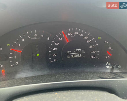 Чорний Тойота Камрі, об'ємом двигуна 3.46 л та пробігом 367 тис. км за 8500 $, фото 7 на Automoto.ua