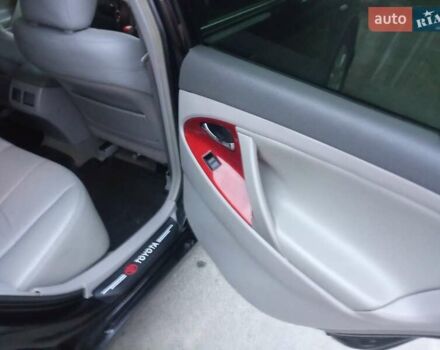 Черный Тойота Камри, объемом двигателя 2.4 л и пробегом 300 тыс. км за 7900 $, фото 11 на Automoto.ua