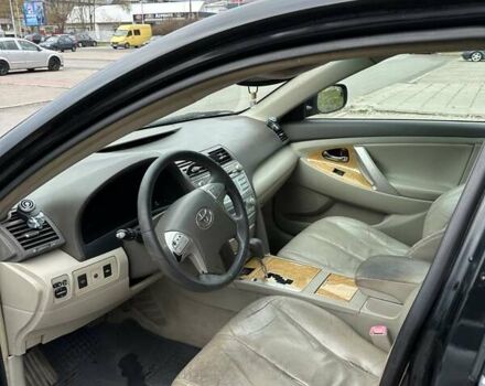 Чорний Тойота Камрі, об'ємом двигуна 2.4 л та пробігом 290 тис. км за 7500 $, фото 4 на Automoto.ua