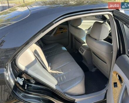 Черный Тойота Камри, объемом двигателя 2.36 л и пробегом 280 тыс. км за 8700 $, фото 9 на Automoto.ua