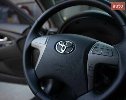 Черный Тойота Камри, объемом двигателя 3.5 л и пробегом 238 тыс. км за 10500 $, фото 31 на Automoto.ua