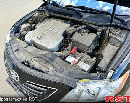 Черный Тойота Камри, объемом двигателя 3.5 л и пробегом 187 тыс. км за 9999 $, фото 8 на Automoto.ua