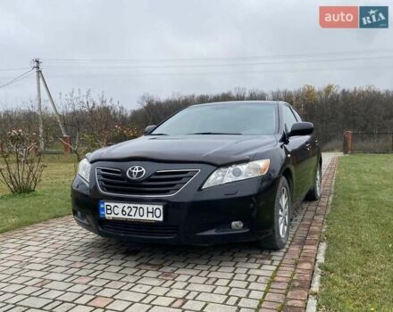 Черный Тойота Камри, объемом двигателя 2.4 л и пробегом 227 тыс. км за 8600 $, фото 16 на Automoto.ua