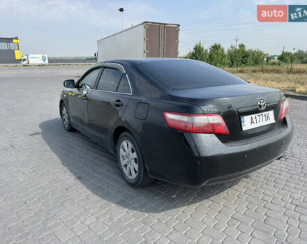 Черный Тойота Камри, объемом двигателя 2.36 л и пробегом 388 тыс. км за 6300 $, фото 2 на Automoto.ua