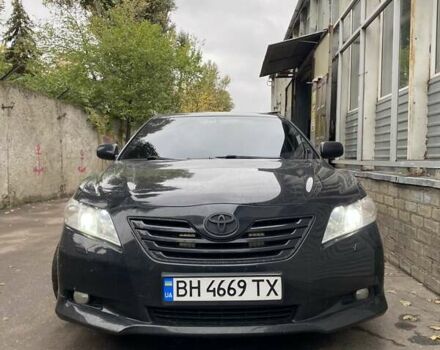Черный Тойота Камри, объемом двигателя 3.5 л и пробегом 291 тыс. км за 10500 $, фото 1 на Automoto.ua