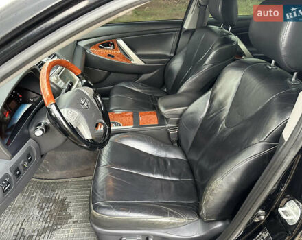 Чорний Тойота Камрі, об'ємом двигуна 3.46 л та пробігом 180 тис. км за 9200 $, фото 18 на Automoto.ua