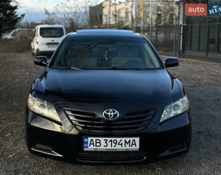 Чорний Тойота Камрі, об'ємом двигуна 2.4 л та пробігом 297 тис. км за 7999 $, фото 4 на Automoto.ua
