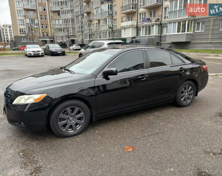 Черный Тойота Камри, объемом двигателя 3.5 л и пробегом 255 тыс. км за 9900 $, фото 2 на Automoto.ua