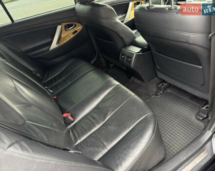 Черный Тойота Камри, объемом двигателя 2.4 л и пробегом 192 тыс. км за 10500 $, фото 14 на Automoto.ua