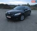 Черный Тойота Камри, объемом двигателя 2.36 л и пробегом 291 тыс. км за 8600 $, фото 1 на Automoto.ua