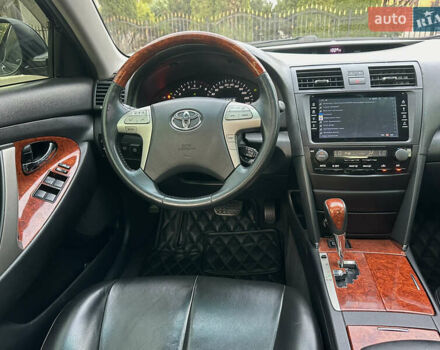 Черный Тойота Камри, объемом двигателя 3.46 л и пробегом 187 тыс. км за 11300 $, фото 29 на Automoto.ua