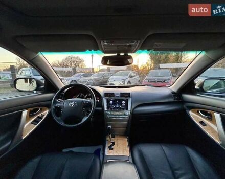 Черный Тойота Камри, объемом двигателя 2.4 л и пробегом 197 тыс. км за 8100 $, фото 31 на Automoto.ua