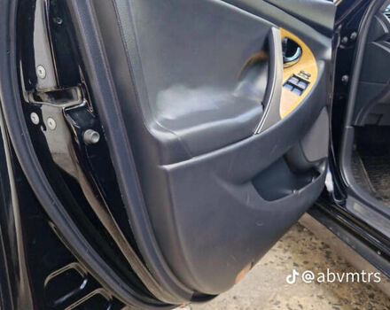 Черный Тойота Камри, объемом двигателя 2.4 л и пробегом 211 тыс. км за 7700 $, фото 6 на Automoto.ua