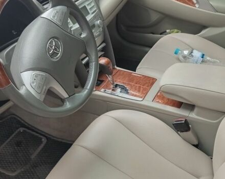 Черный Тойота Камри, объемом двигателя 3.5 л и пробегом 278 тыс. км за 10500 $, фото 4 на Automoto.ua