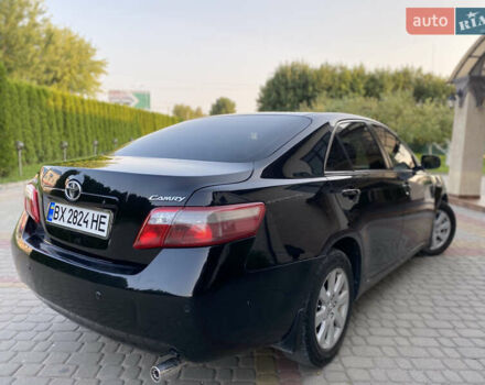 Чорний Тойота Камрі, об'ємом двигуна 2.4 л та пробігом 275 тис. км за 7750 $, фото 21 на Automoto.ua