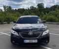 Черный Тойота Камри, объемом двигателя 2.4 л и пробегом 218 тыс. км за 8500 $, фото 1 на Automoto.ua