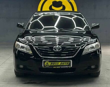 Черный Тойота Камри, объемом двигателя 2.4 л и пробегом 290 тыс. км за 8000 $, фото 1 на Automoto.ua