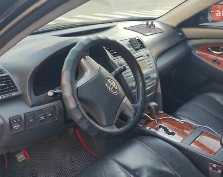Чорний Тойота Камрі, об'ємом двигуна 2.36 л та пробігом 282 тис. км за 8500 $, фото 16 на Automoto.ua