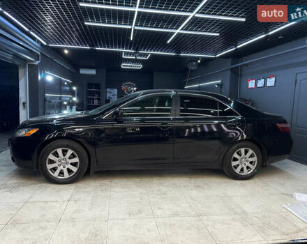 Черный Тойота Камри, объемом двигателя 2.36 л и пробегом 197 тыс. км за 9500 $, фото 4 на Automoto.ua