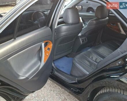 Чорний Тойота Камрі, об'ємом двигуна 3.46 л та пробігом 294 тис. км за 8800 $, фото 10 на Automoto.ua