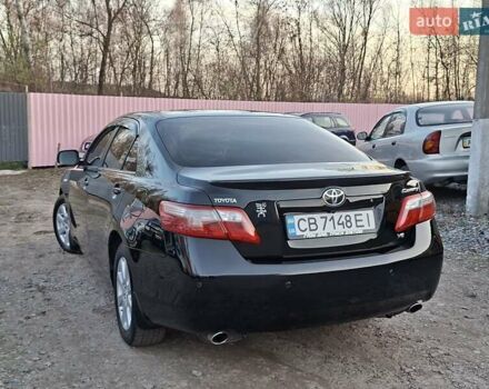 Чорний Тойота Камрі, об'ємом двигуна 3.46 л та пробігом 294 тис. км за 8800 $, фото 4 на Automoto.ua