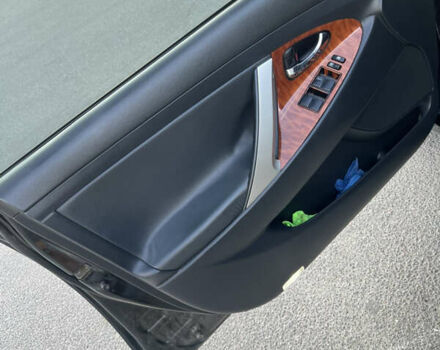 Черный Тойота Камри, объемом двигателя 3.5 л и пробегом 330 тыс. км за 8900 $, фото 8 на Automoto.ua