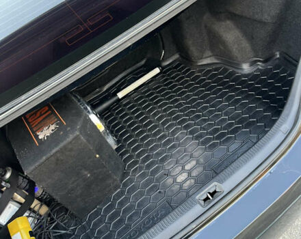 Черный Тойота Камри, объемом двигателя 3.5 л и пробегом 330 тыс. км за 8900 $, фото 14 на Automoto.ua