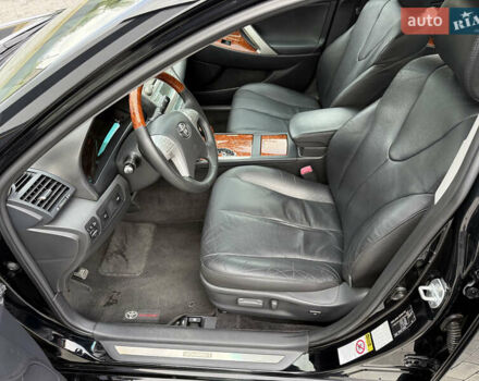 Черный Тойота Камри, объемом двигателя 3.5 л и пробегом 246 тыс. км за 11000 $, фото 33 на Automoto.ua